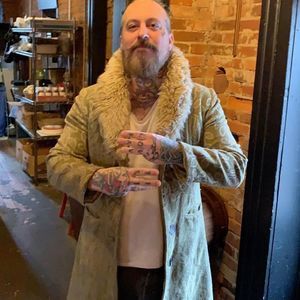 Meet your Posher, Phillip